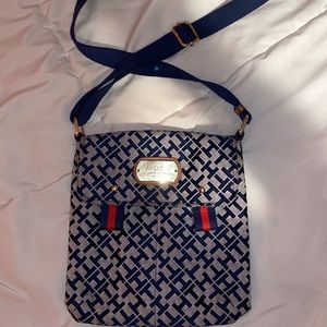 Tommy Hilfiger purse